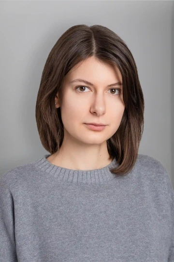 Anastasia Mironova, Financial Administrator